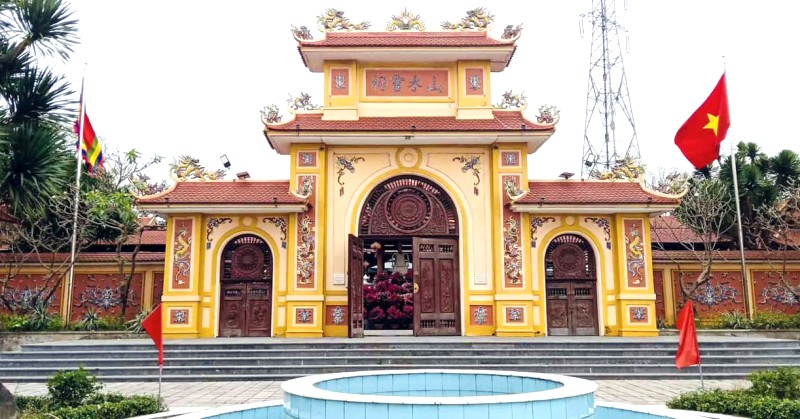 Sơn Thuỷ Linh Từ Đồng Hới