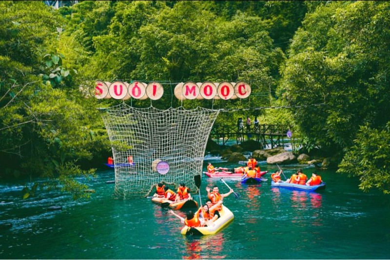 Du lịch Phong Nha Kẻ Bàng 2024