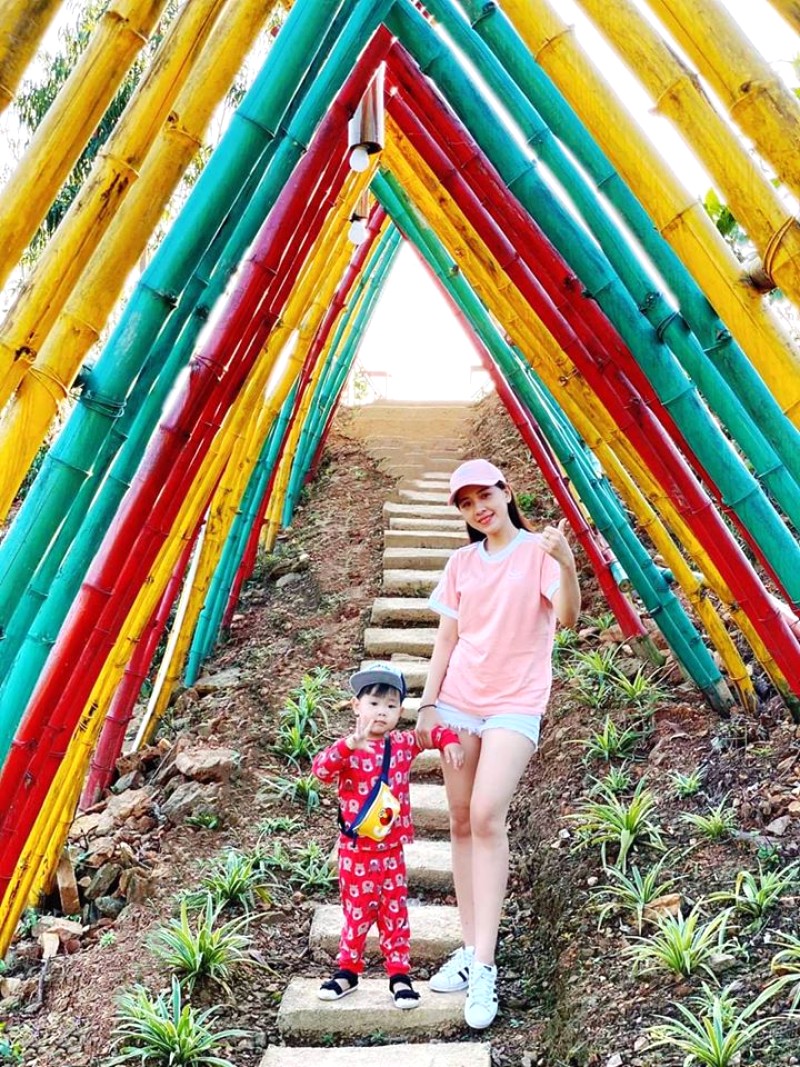 Sống ảo đỉnh cao tại Star Lake Hill Phong Nha!