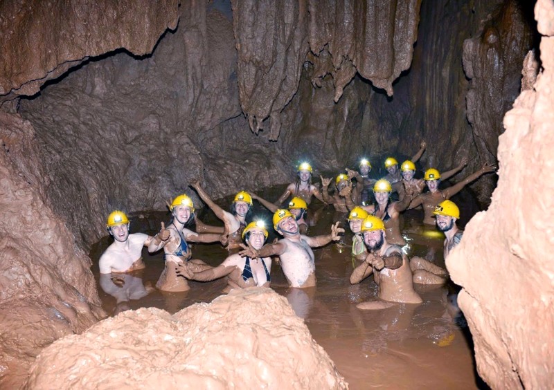 Sông Chày Hang Tối: Vé tham quan 2024
