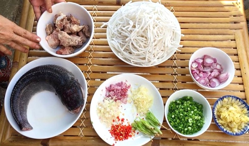 bánh canh Quảng Bình