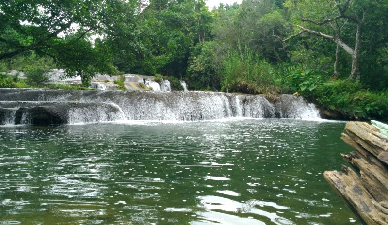 Thác Mơ Minh Hóa: Hoang sơ, Quảng Bình.