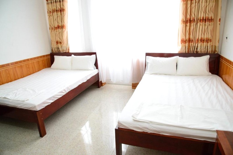 Nha Nghi Hoai Thuong 9