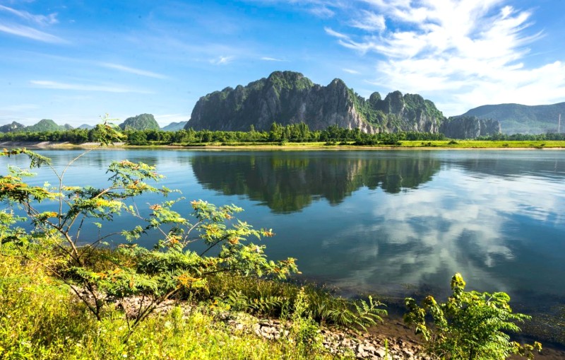 Sông Gianh: Vẻ đẹp Quảng Bình