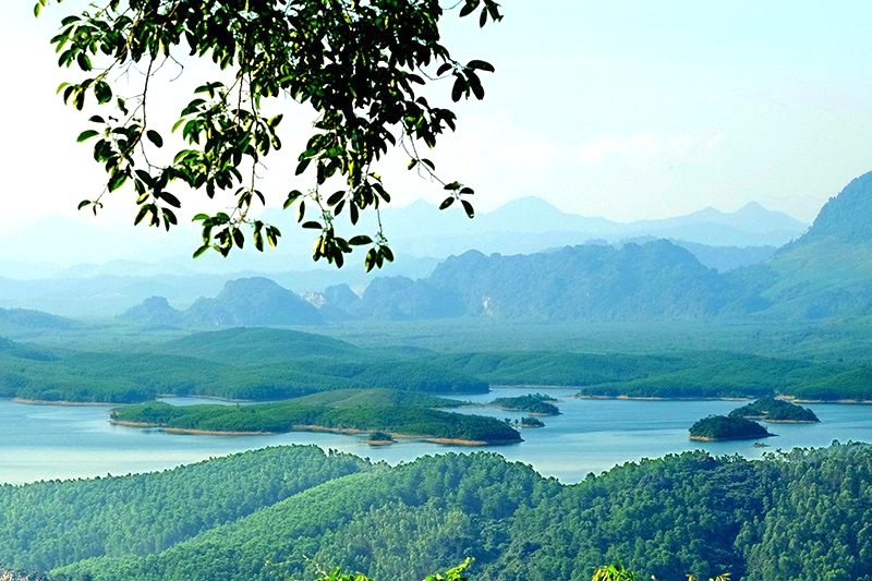 Núi Thần Đinh: Linh thiêng Quảng Bình