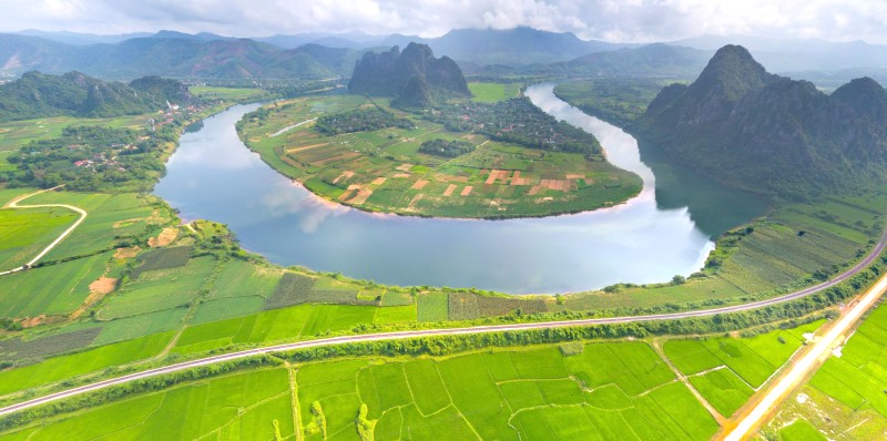 Khám phá Sông Gianh - Vẻ đẹp Quảng Bình