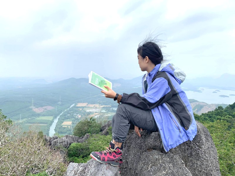 Núi Thần Đinh: Linh thiêng, Quảng Bình.