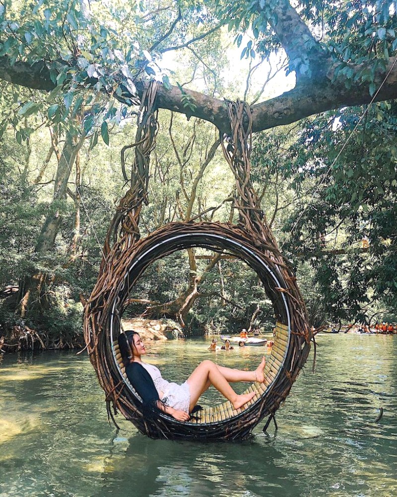 Quảng Bình: Kỳ quan thiên nhiên chờ bạn khám phá!