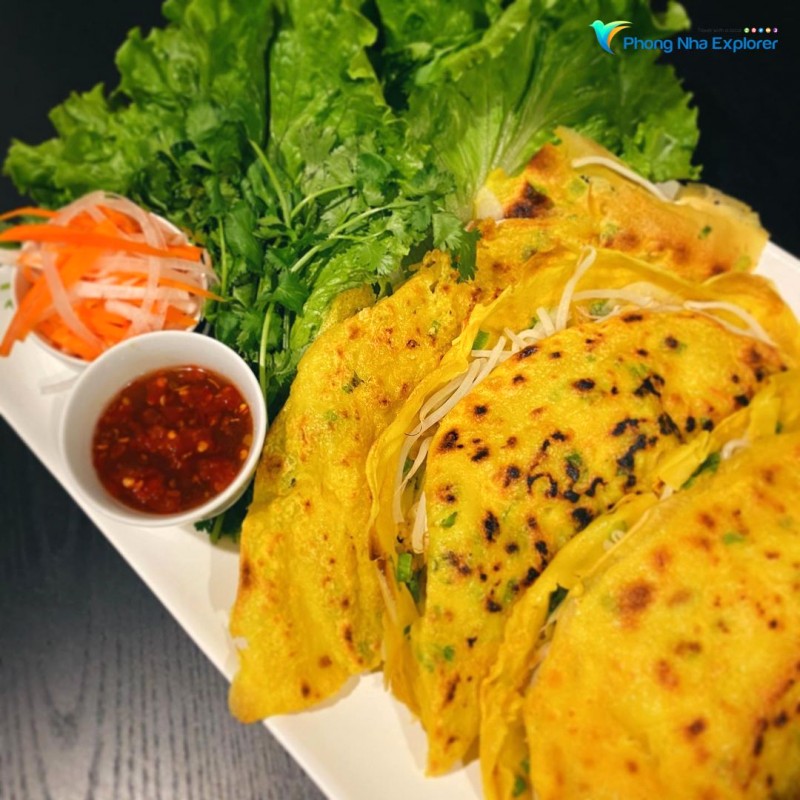 Bánh Khoái Quảng Bình: Vị ngon mê hoặc!