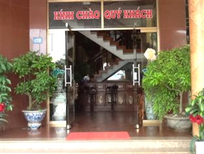 Khach San 8.3 09