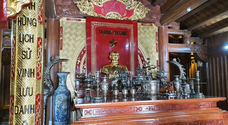 Khu tưởng niệm Quảng Bình