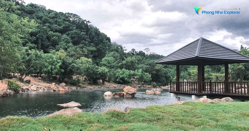 Suối nước nóng Bang Onsen