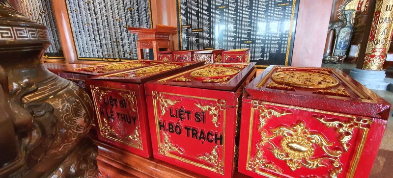 Tưởng niệm anh hùng Quảng Bình