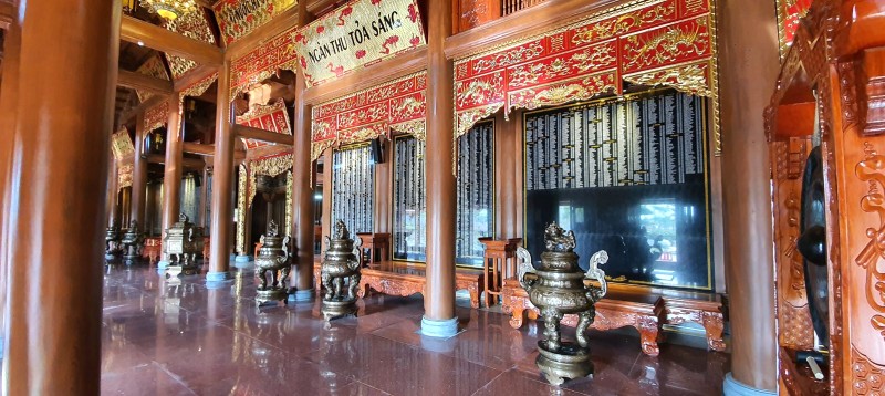 Đền tưởng niệm Quảng Bình