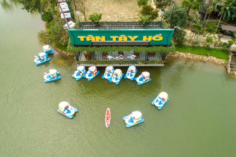 Tân Tây Hồ: Nhà hàng sinh thái Quảng Bình