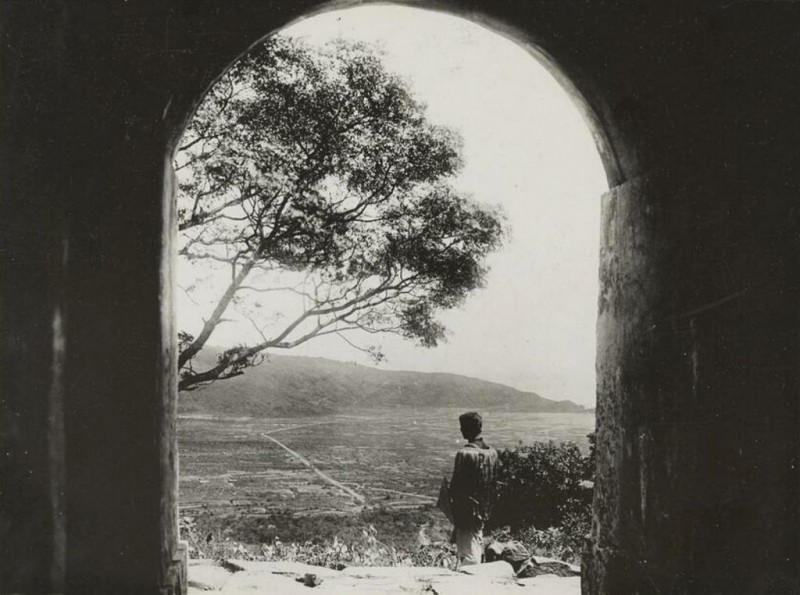 Hoành Sơn Quan: Cảnh quan hùng vĩ.