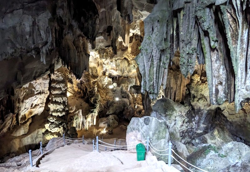 Tiên Sơn tái hiện, chào đón du khách.