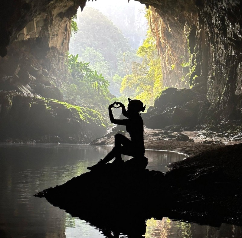 Hang động: Lớn & tuyệt đẹp