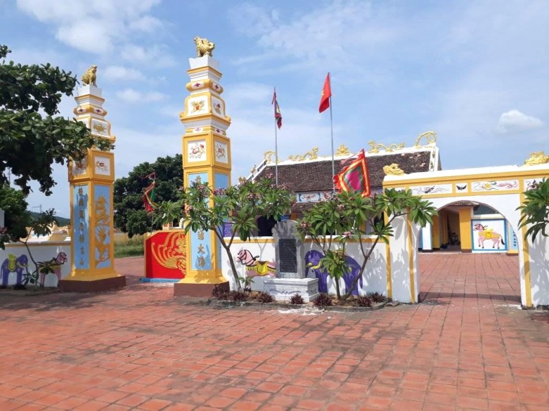 Di tích lịch sử Đình Làng Minh Lệ (Quảng Bình)