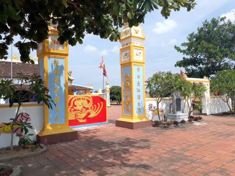 Di tích lịch sử Đình Làng Minh Lệ (Quảng Bình)