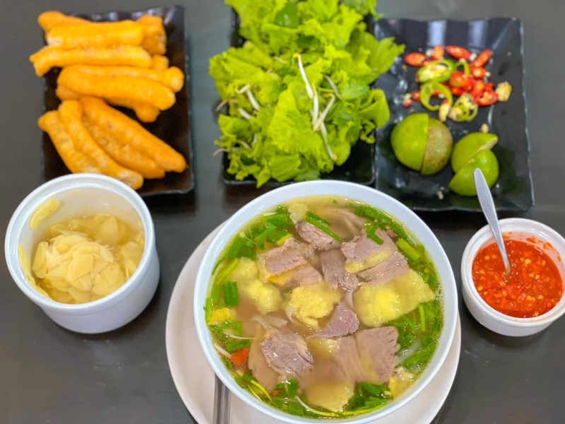 Phở Lý Quốc Sư chính thức khai trương tại Đồng Hới.