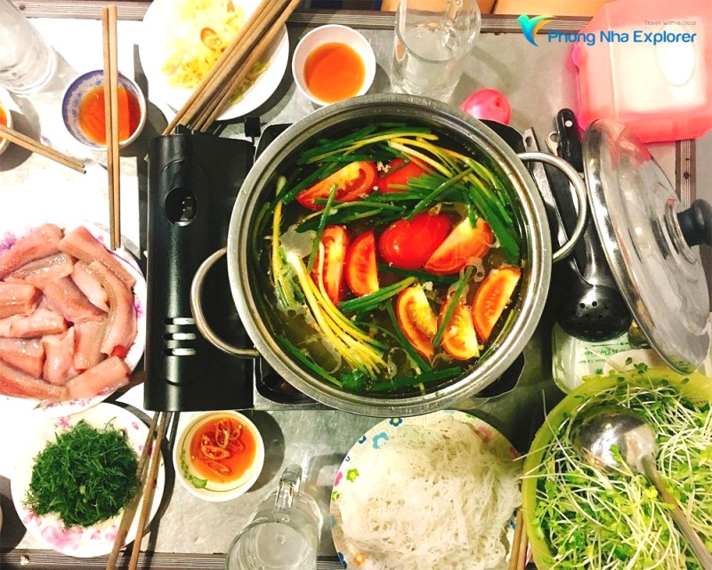 Cách nấu lẩu cá khoai ngon