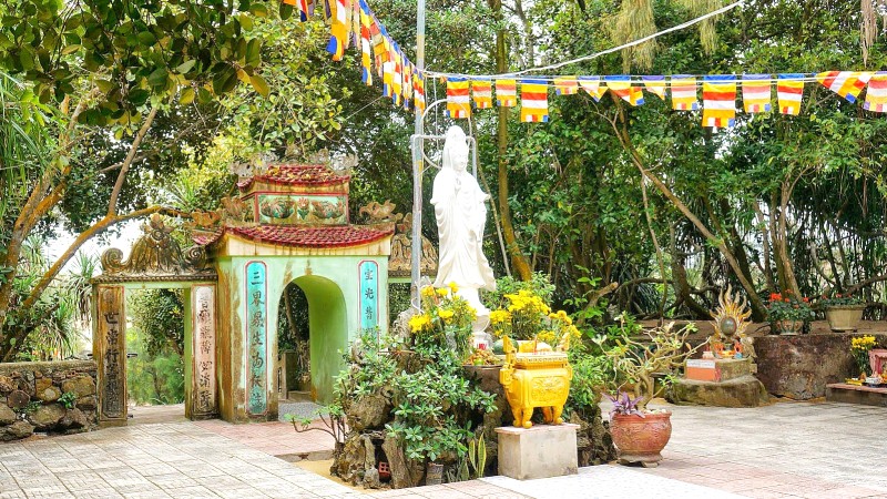 Chùa Quan Âm Tự - Linh thiêng, cổ kính Quảng Bình