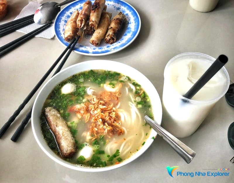 Cháo Canh Ba Đồn: Mặn Mòi Góc Bếp