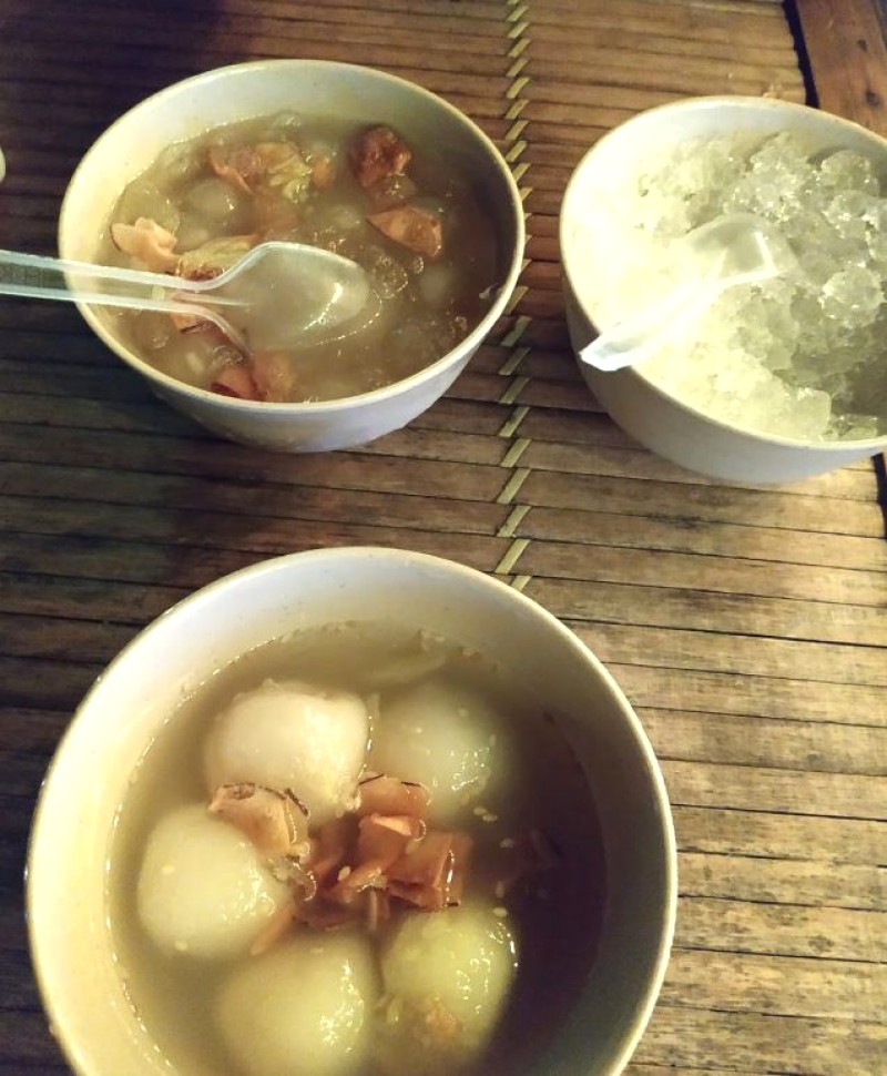 Chợ Đêm Đồng Hới: vui chơi, ẩm thực hấp dẫn.