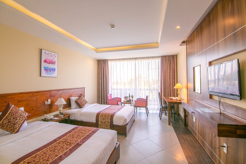 Bao Ninh Beach Resort 10