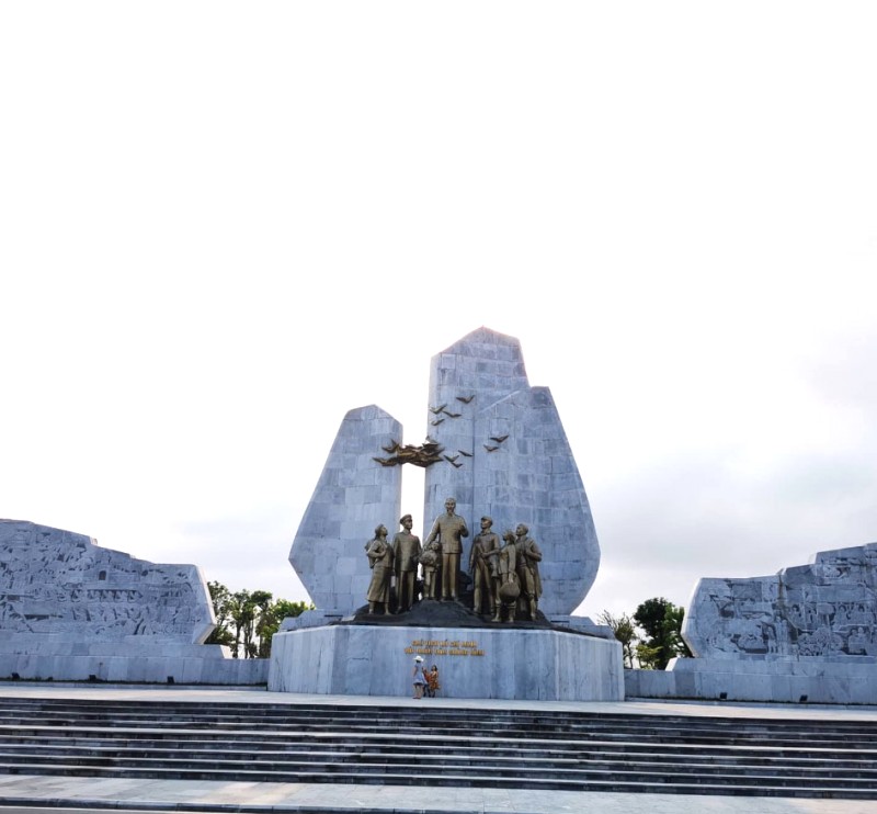 Quảng trường Hồ Chí Minh